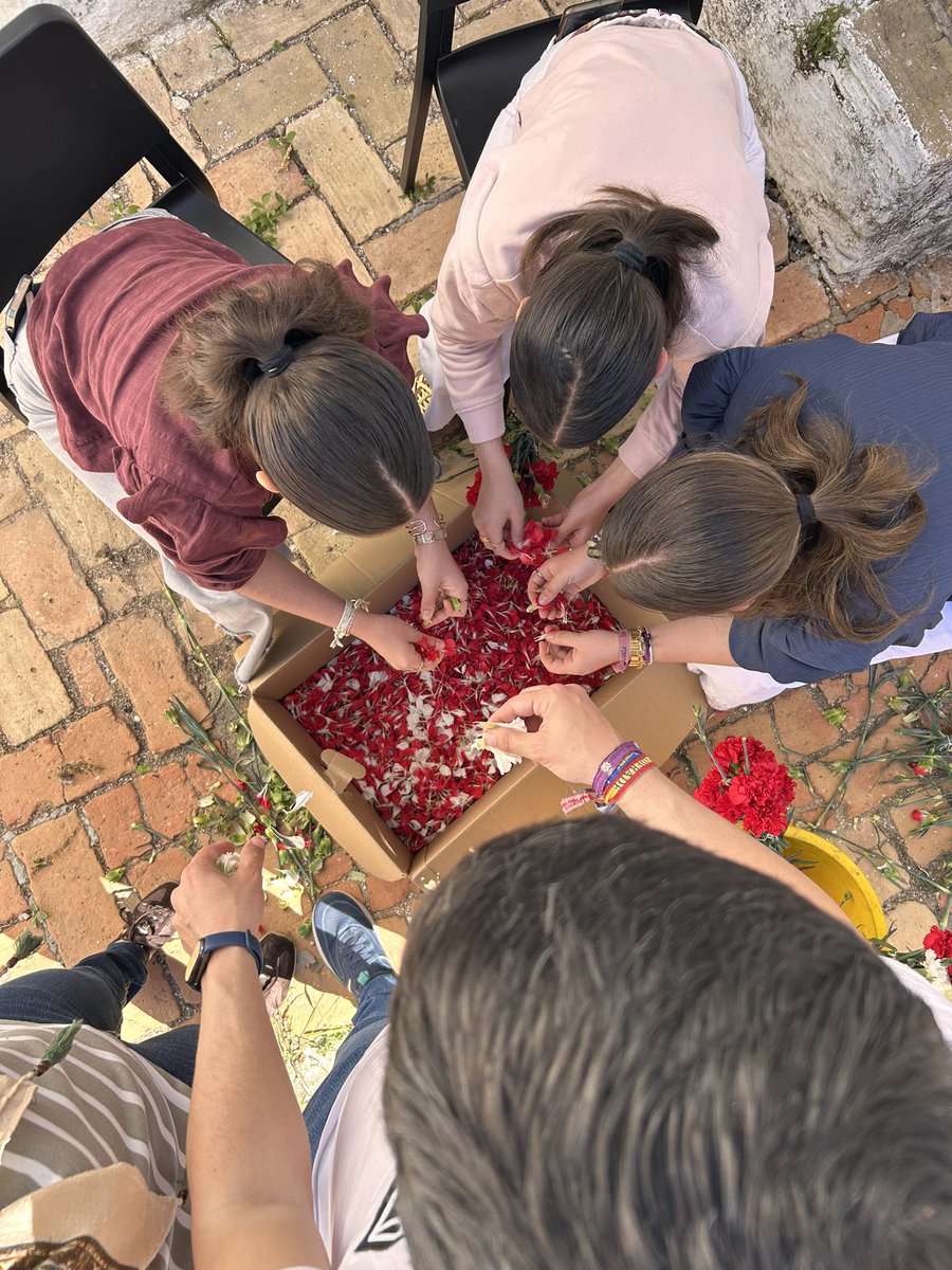 Hdad. de la Quinta Angustia de Carmona tweet media