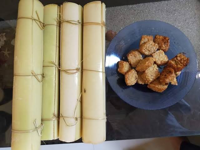 listyantidewi tweet media