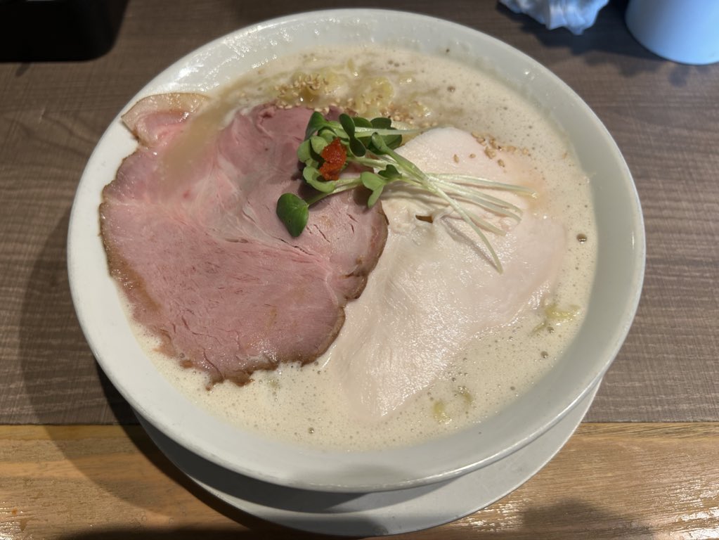 りぼん tweet media