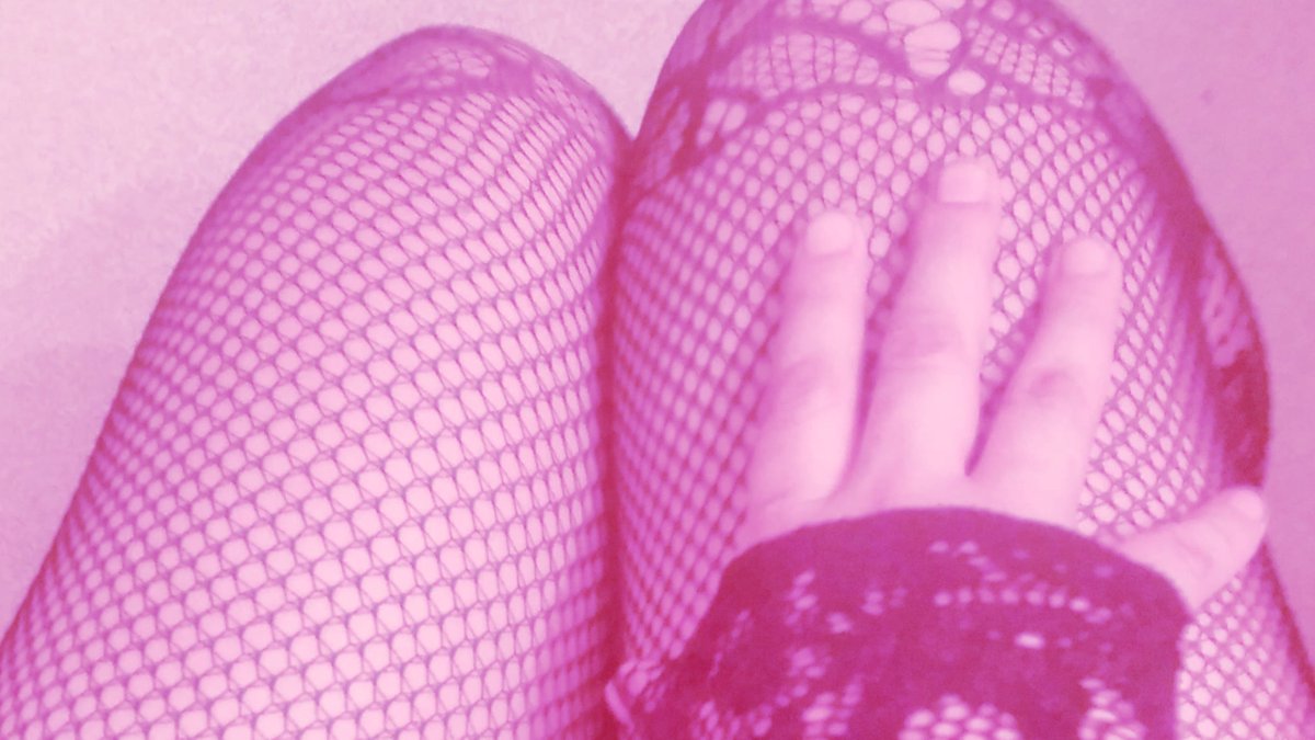 ༝༚༝༚ ❤︎ 𝑬𝒏𝒗𝒚 --- ᴄʜᴜʙʙʏ ɴᴇʀᴅ ❤︎ ༝༚༝༚ tweet media