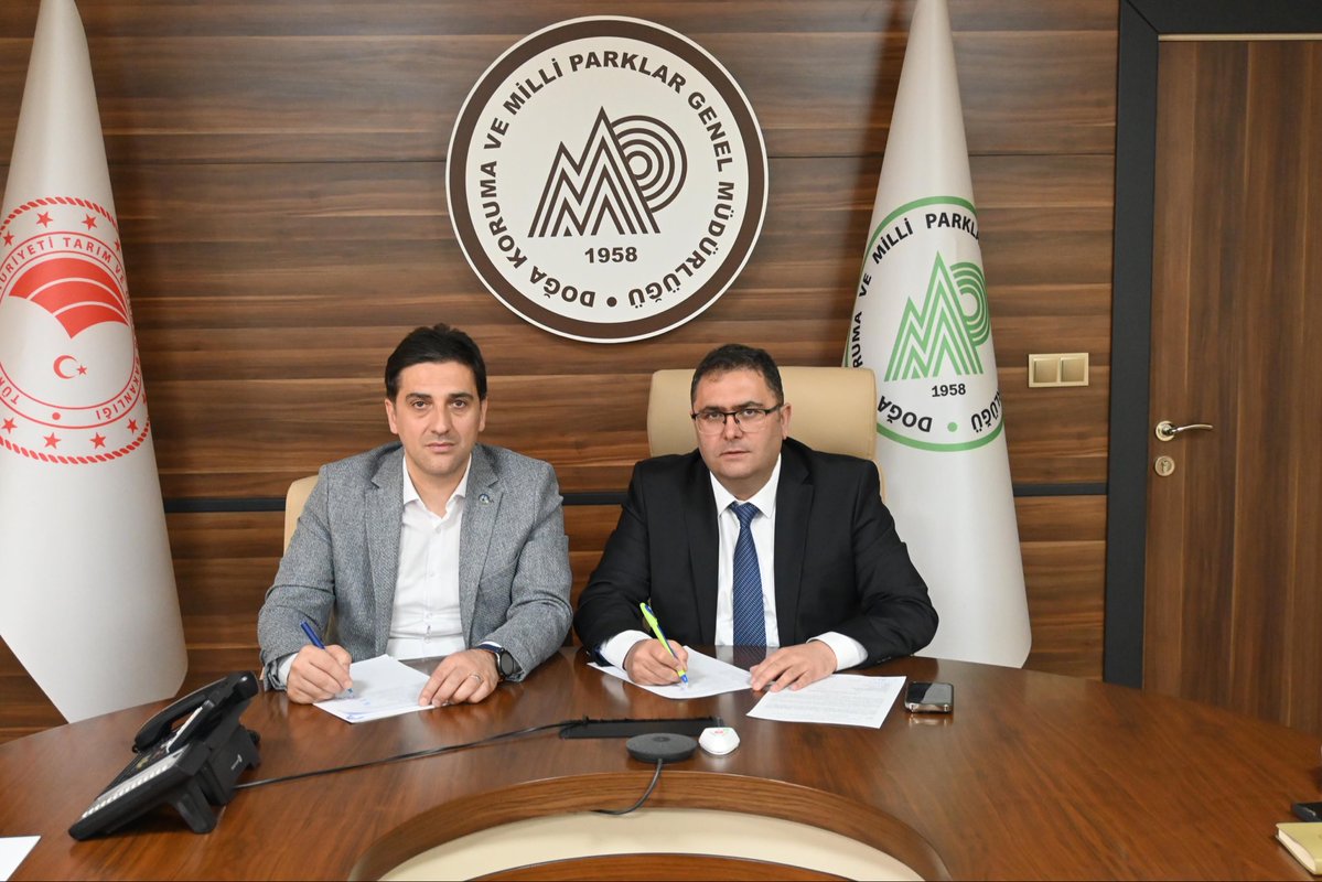 Tarım ve Ormancılık Hizmet Kolu'nun Yetkili Sendikası Toç Bir-Sen olarak, Kamu İşveren Heyeti ile imza altına aldığımız 8. Dönem Toplu Sözleşmesi gereği; 2026 yılı için Doğa Koruma ve Milli Parklar Genel Müdürlüğü  Personeline verilecek olan Koruyucu Giyim ve Donanım