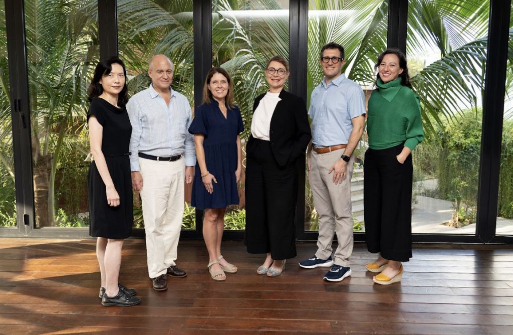 OneStopESG_'s tweet photo. Circulate Capital Raises $220 Million to Scale Recycling and Circular Supply Chains Across Asia
Read More: https://t.co/Jw0u2fBBHJ
#circulatecapital #wastemanagement #recycling #circulareconomy #plastics #packaging #resourceefficiency https://t.co/ekDwIa4h2N