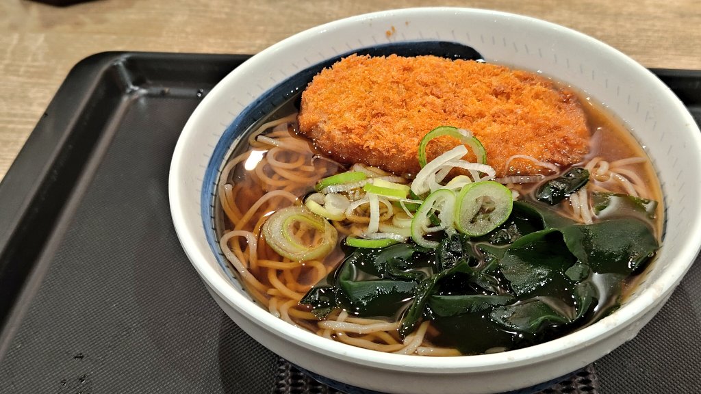 くらさん tweet media