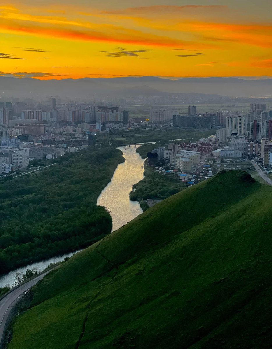 Bayarsaikhan tweet media