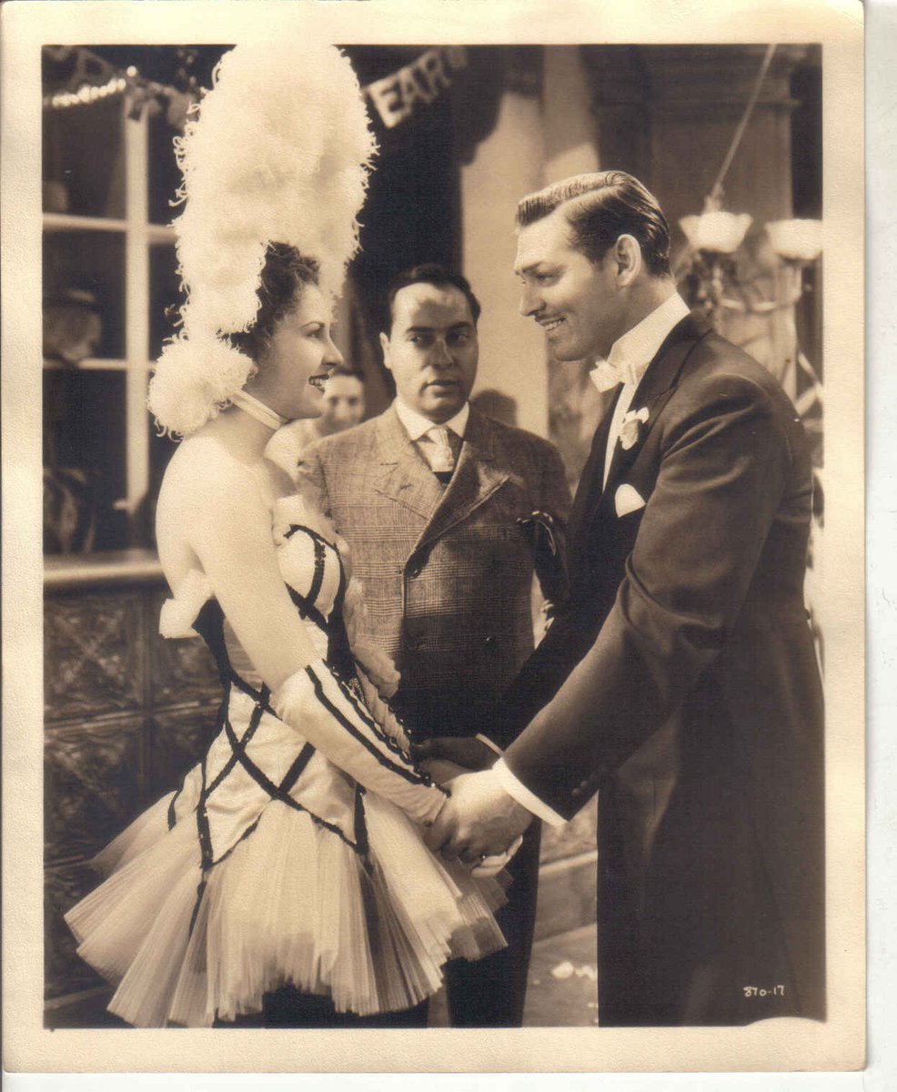 Carrie Heffernan tweet media