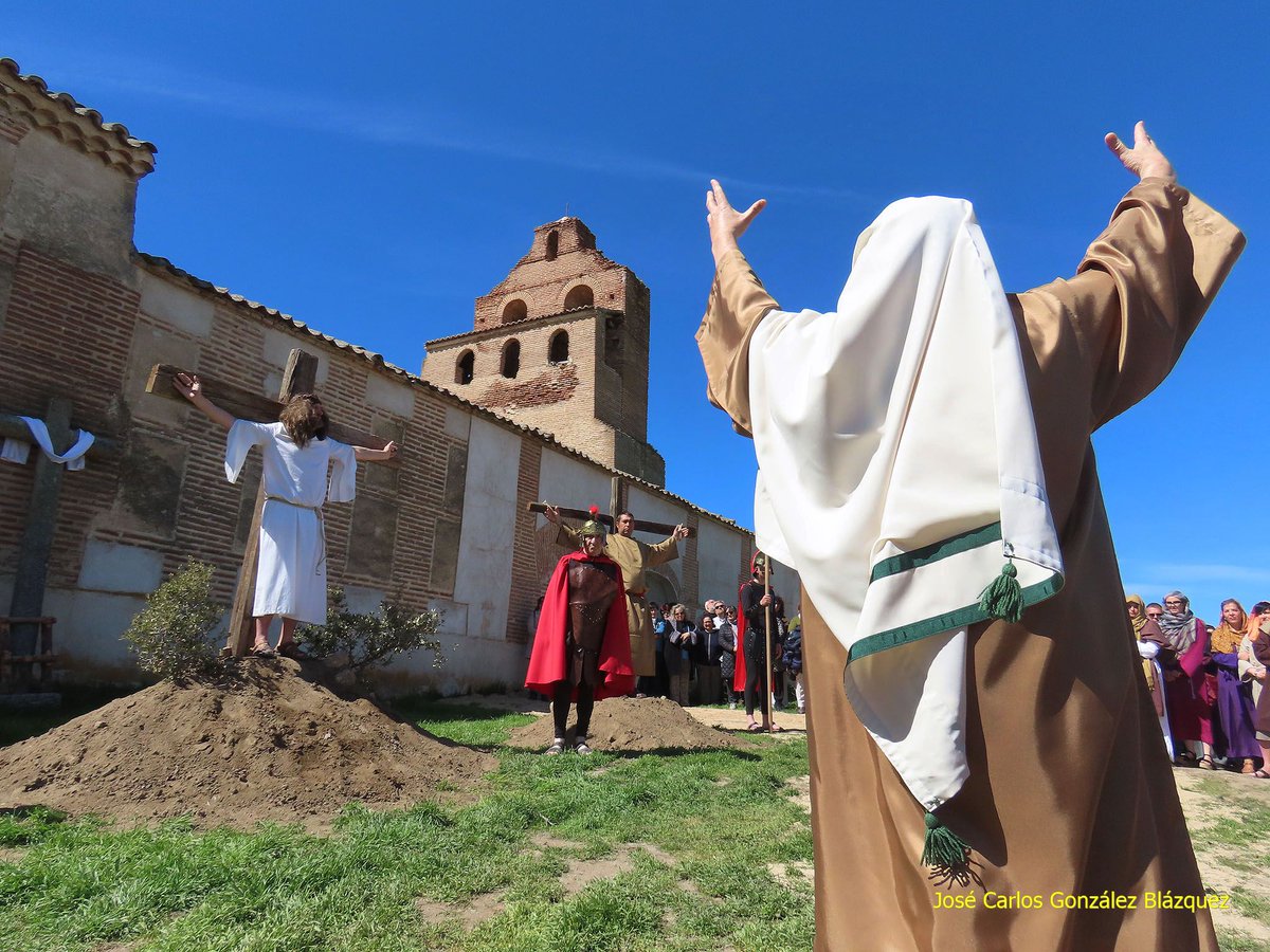 Ávila Escondida tweet media