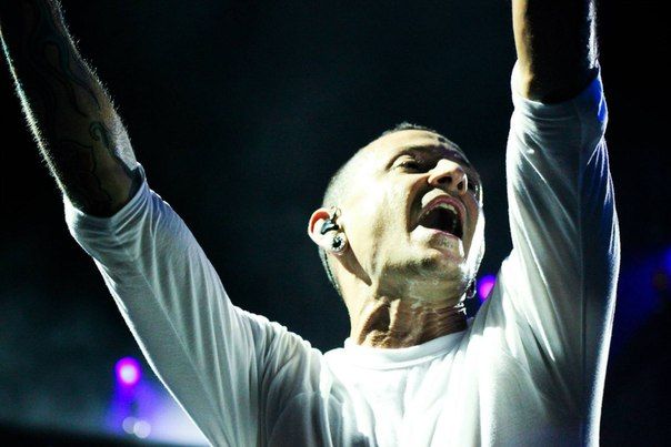 Sandrine Lefort ( Chester Bennington) tweet media