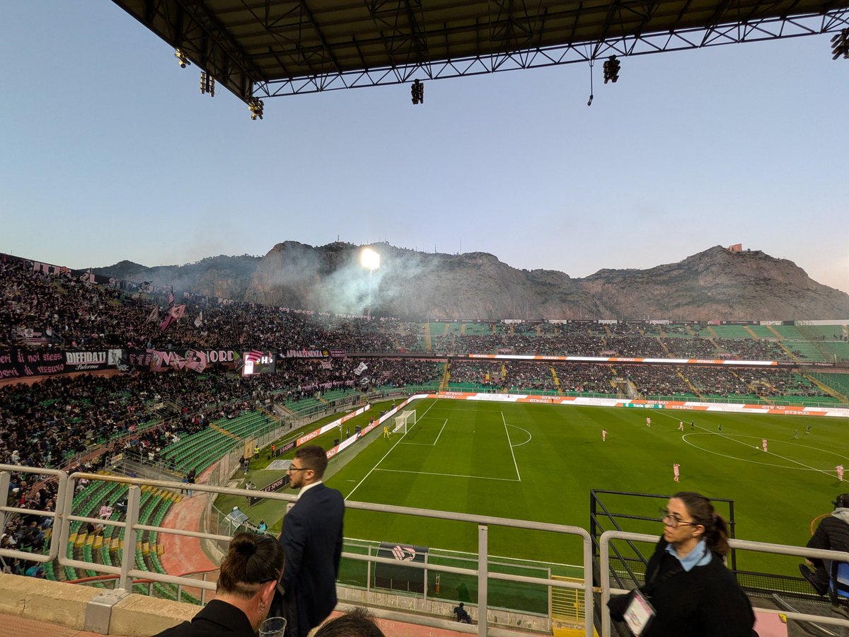 Theo Bertram tweet media