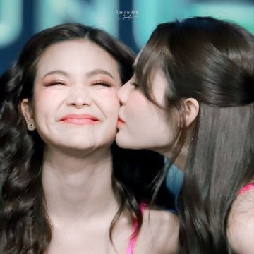 อุปปะกอนทาสี🖌️ tweet media