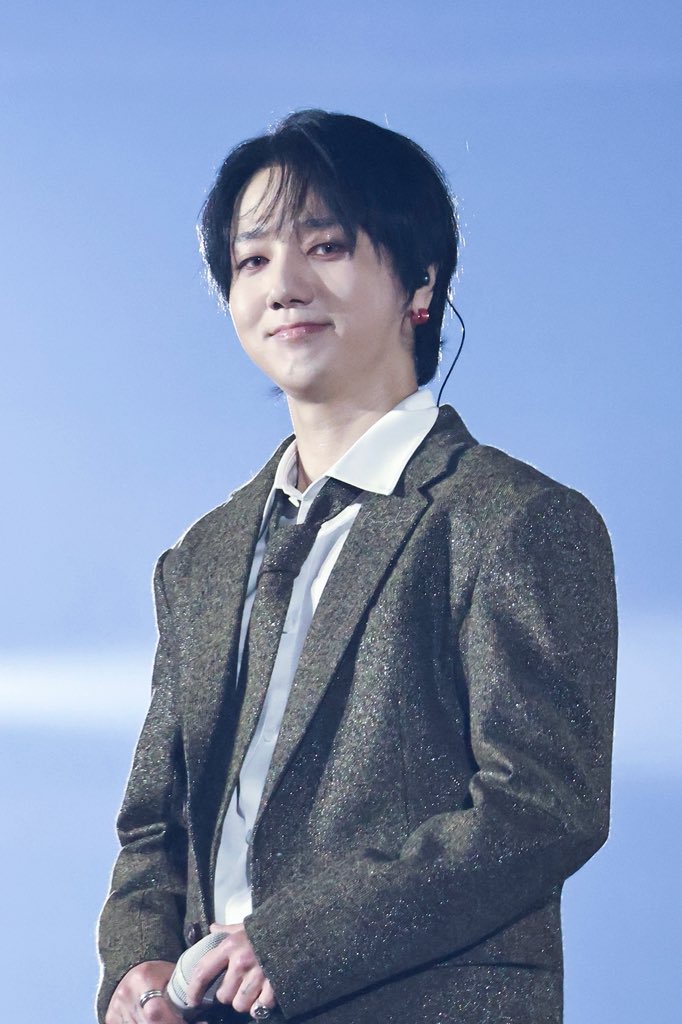 kelly 켈리 tweet media