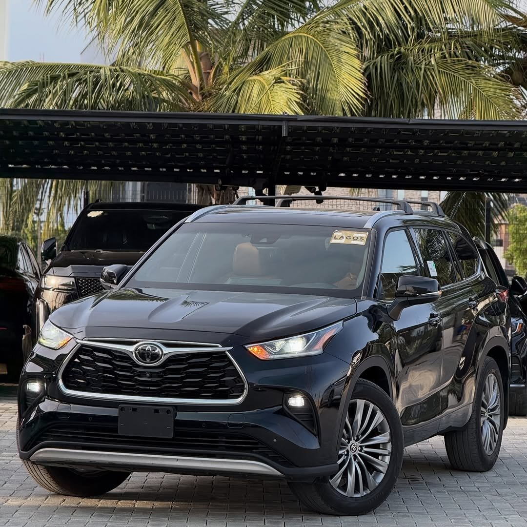 Onyitex Autos tweet media