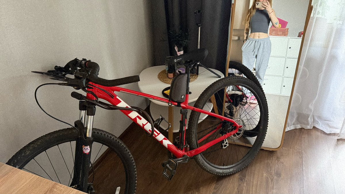 Любовь tweet media