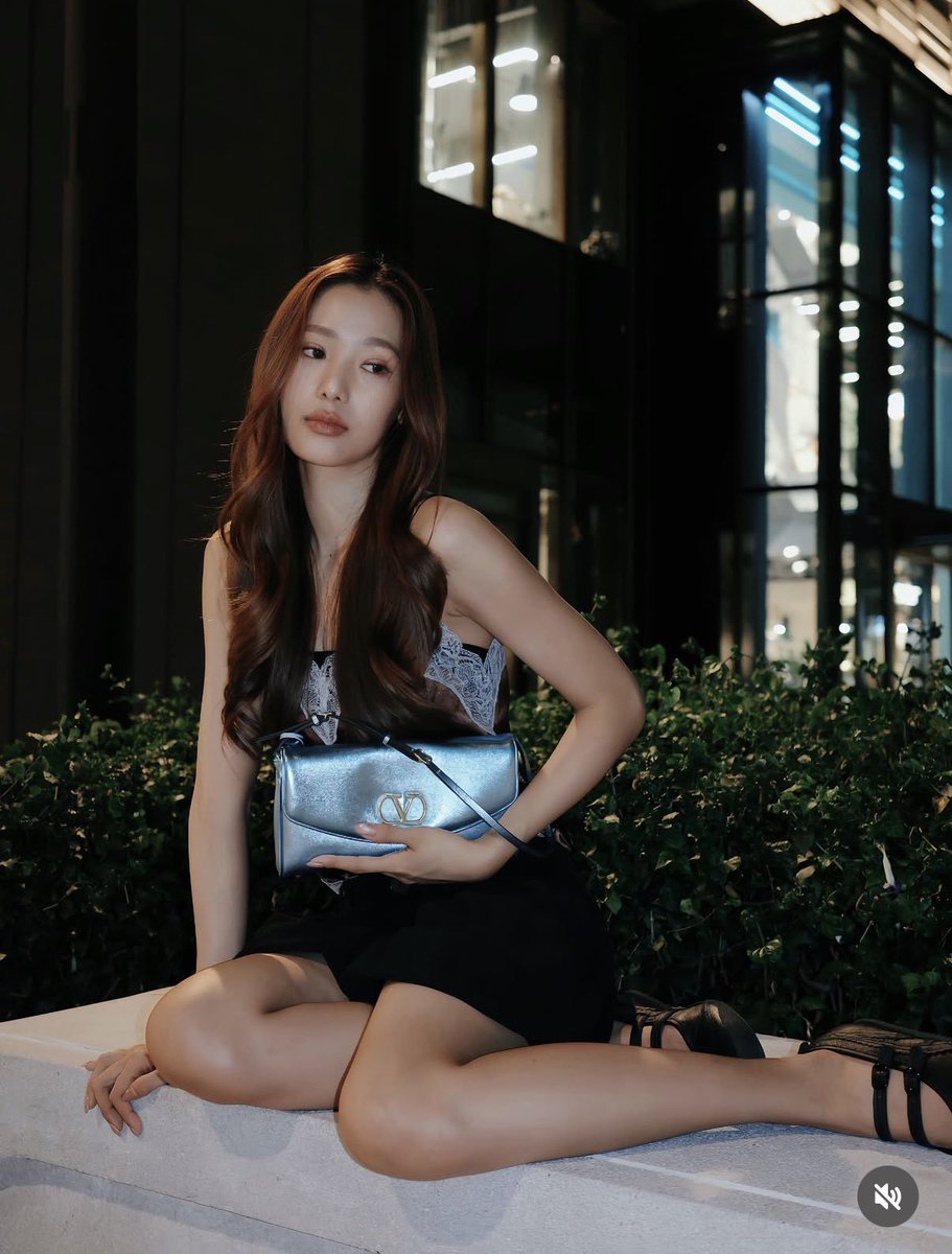 PCL 01000 tweet media