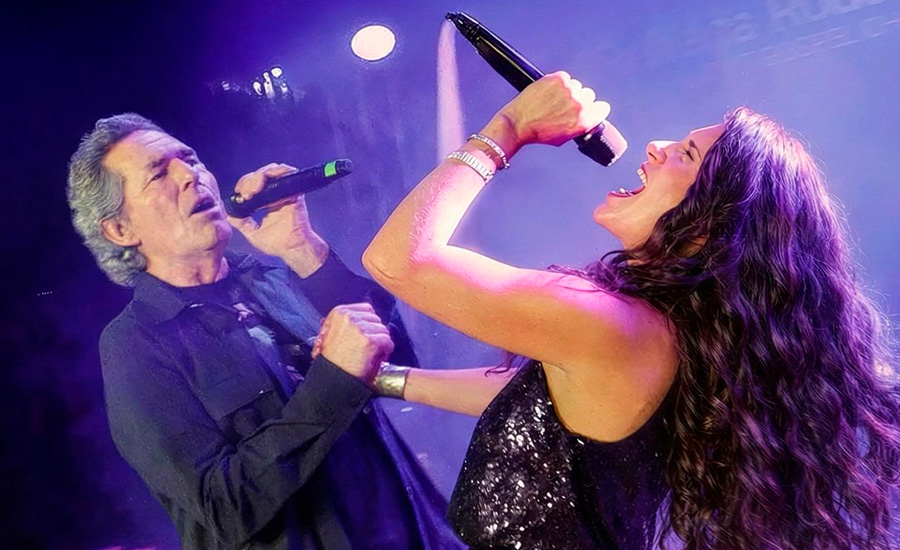 mariskalrock's tweet photo. 📻Hoy en #MariskalRomeroShow #Musicolandia (17:00CET) #YorgosGoumas nos hablará de sus entrevistas a #GusG y #AnnekeVanGiersbergen en #LaHeavy480, y @rebecarods nos presentará #Todoapulmón, su tema con #MiguelRíos 
📻https://t.co/GktO8uwwCB
🗒️> https://t.co/TFETxGEjaj https://t.co/eCss9RdQFj