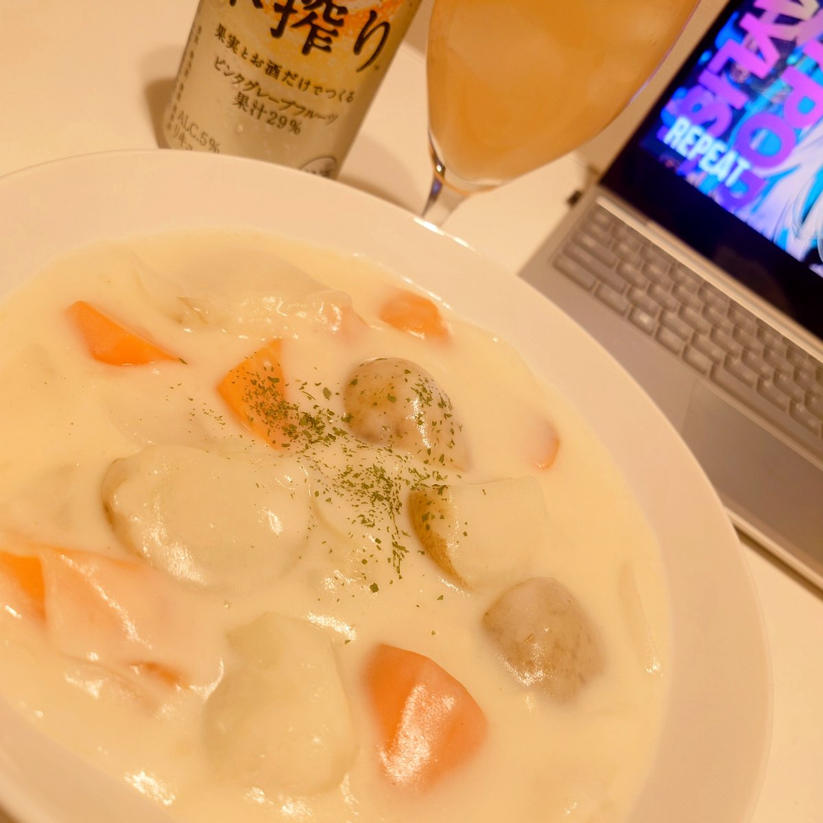 エビ天 tweet media