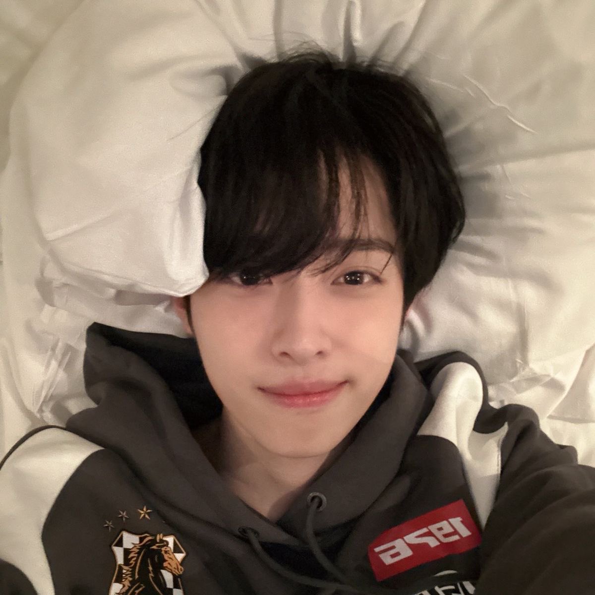 ˣʰsiren tweet media