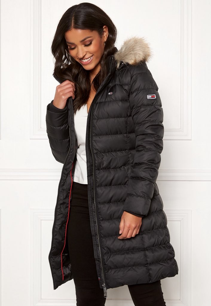 Satin and puffer lover tweet media