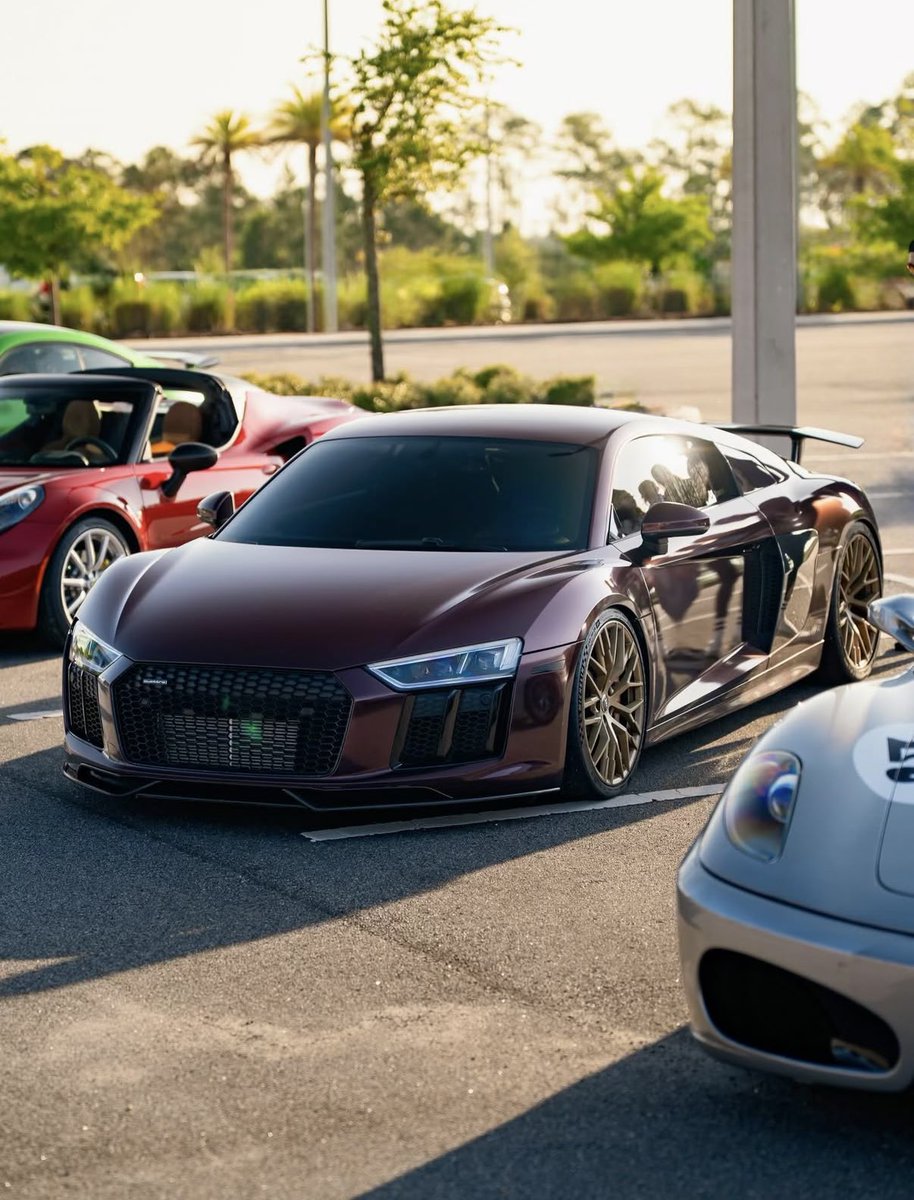 LUX Cars tweet media