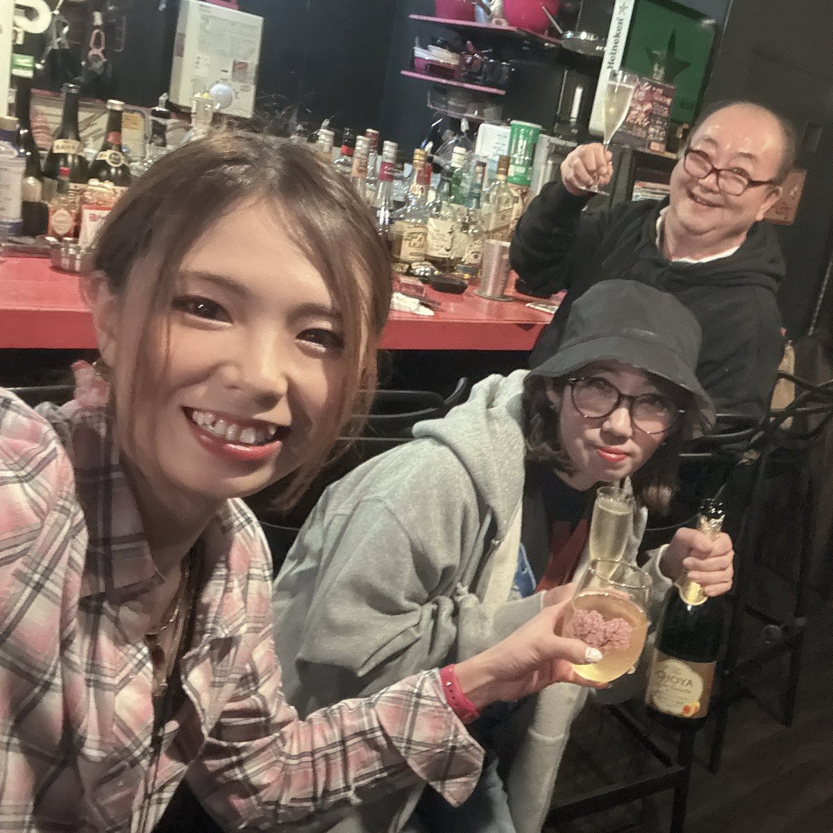 Pink Tiger tweet media