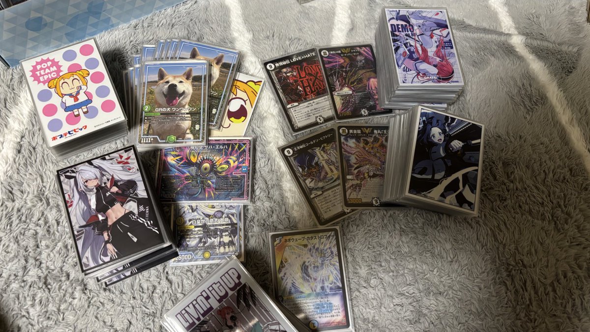 Art653_'s tweet photo. #デュエルマスターズ
#デュエマ
#デュエマ好きと繋がりたい
先月から復帰したカジュアル勢です。基本は地元のショップやリモートで、たまに千葉市のショップでフェス出たりしています。
一緒にデュエマしてくれる友人が欲しいので、良ければ仲良くしてください🙇‍♂️ 
2枚目以降は所持デッキです。 https://t.co/XYV2CbOAfs