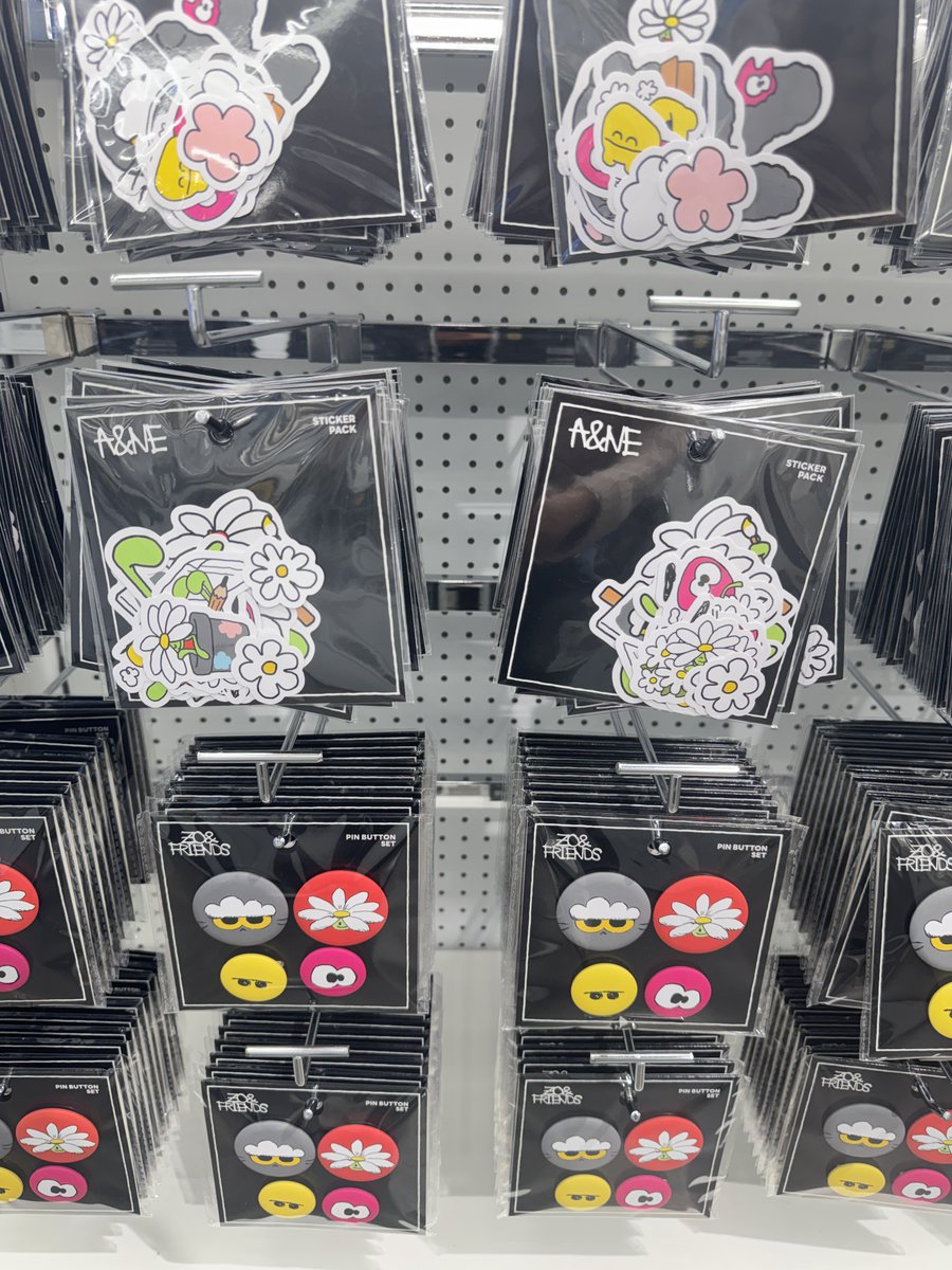 𝙎𝙪𝙯𝙯𝙮 🐉💛🌼 tweet media