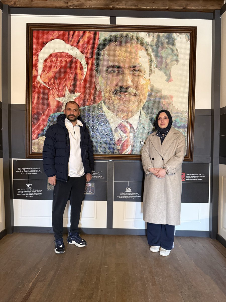 61Mtht's tweet photo. Muhsin Yazıcoğlu’nun doğup büyüdüğü anı evini ziyaret ettik. Muhsin Yazıcıoğlu’nun yeğeni ve anı evi sorumlusu Sn. @suleymansoysal58 bey’e misafir perverliğinden ötürü teşekkür ediyoruz.🇹🇷

#muhsinyazıcıoğlu https://t.co/nbP2fPWtt1