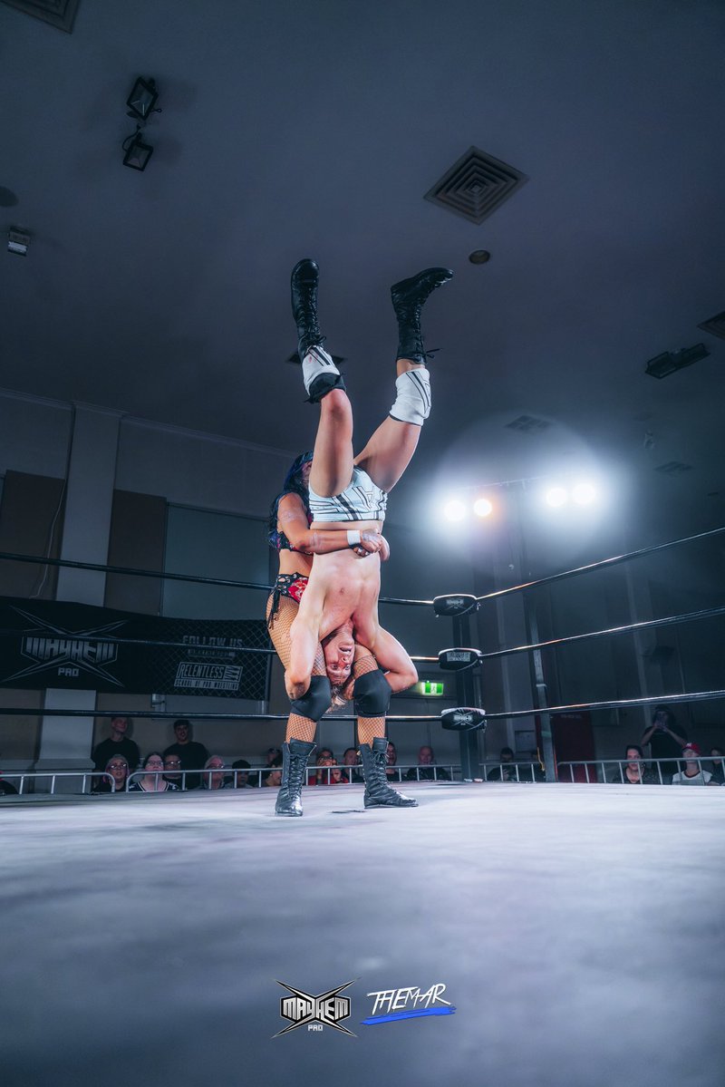 Erika Reid - エリカ・リード ❤️💛🖤 tweet media