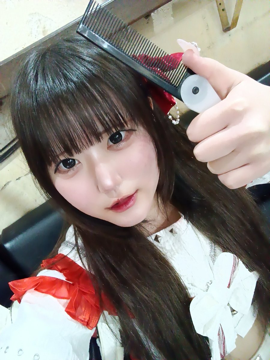 雛野しゅり tweet media