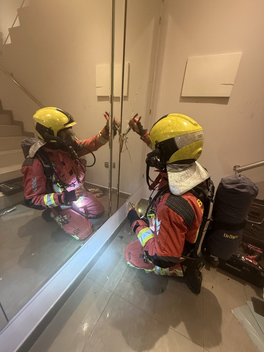 Bomberos de León tweet media