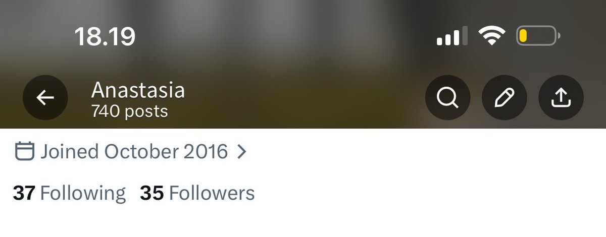 𝖢𝗁𝖺𝗋𝗅𝗈𝗍𝗍𝖾. tweet media