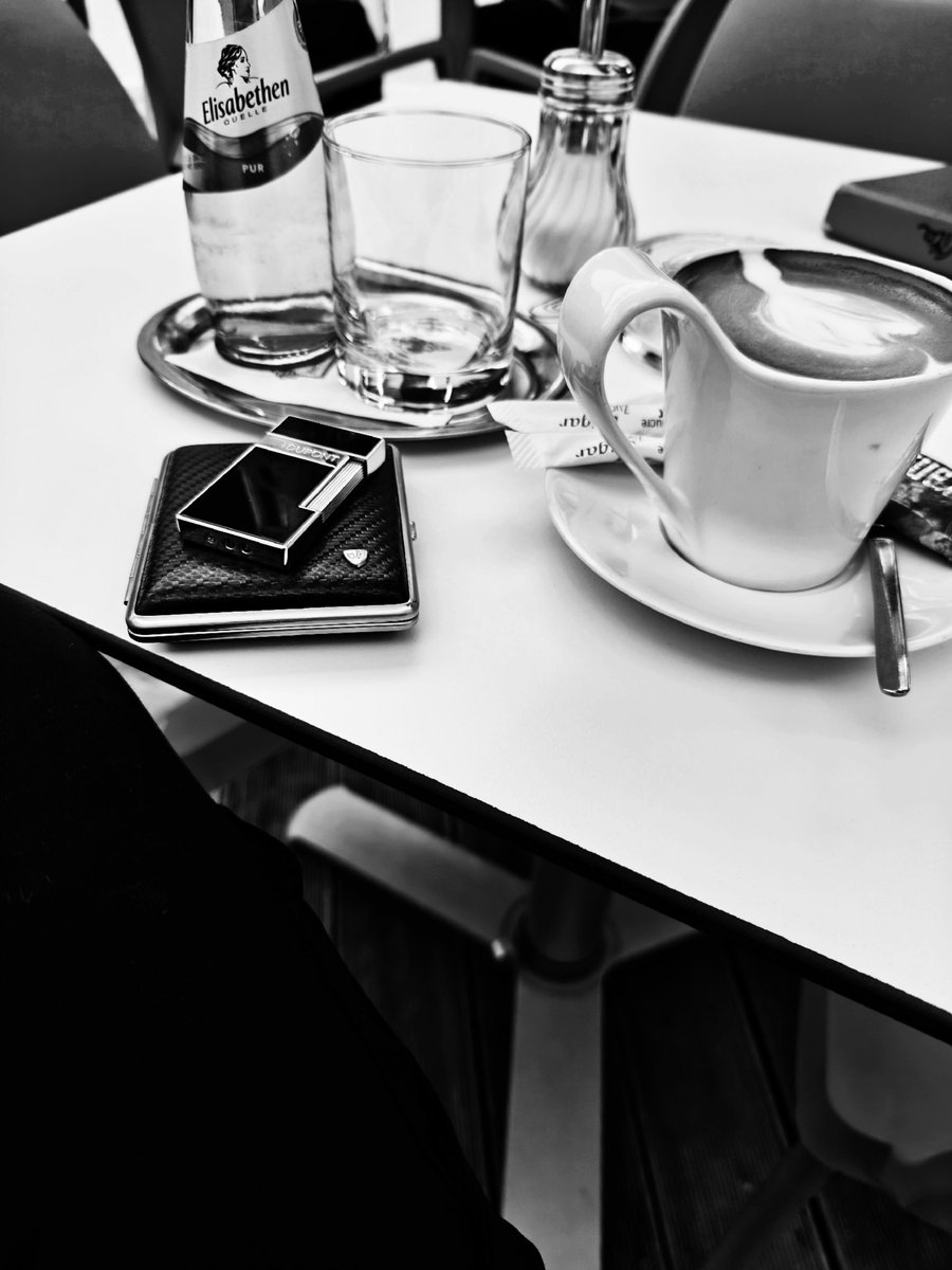 FREN ✟ tweet media