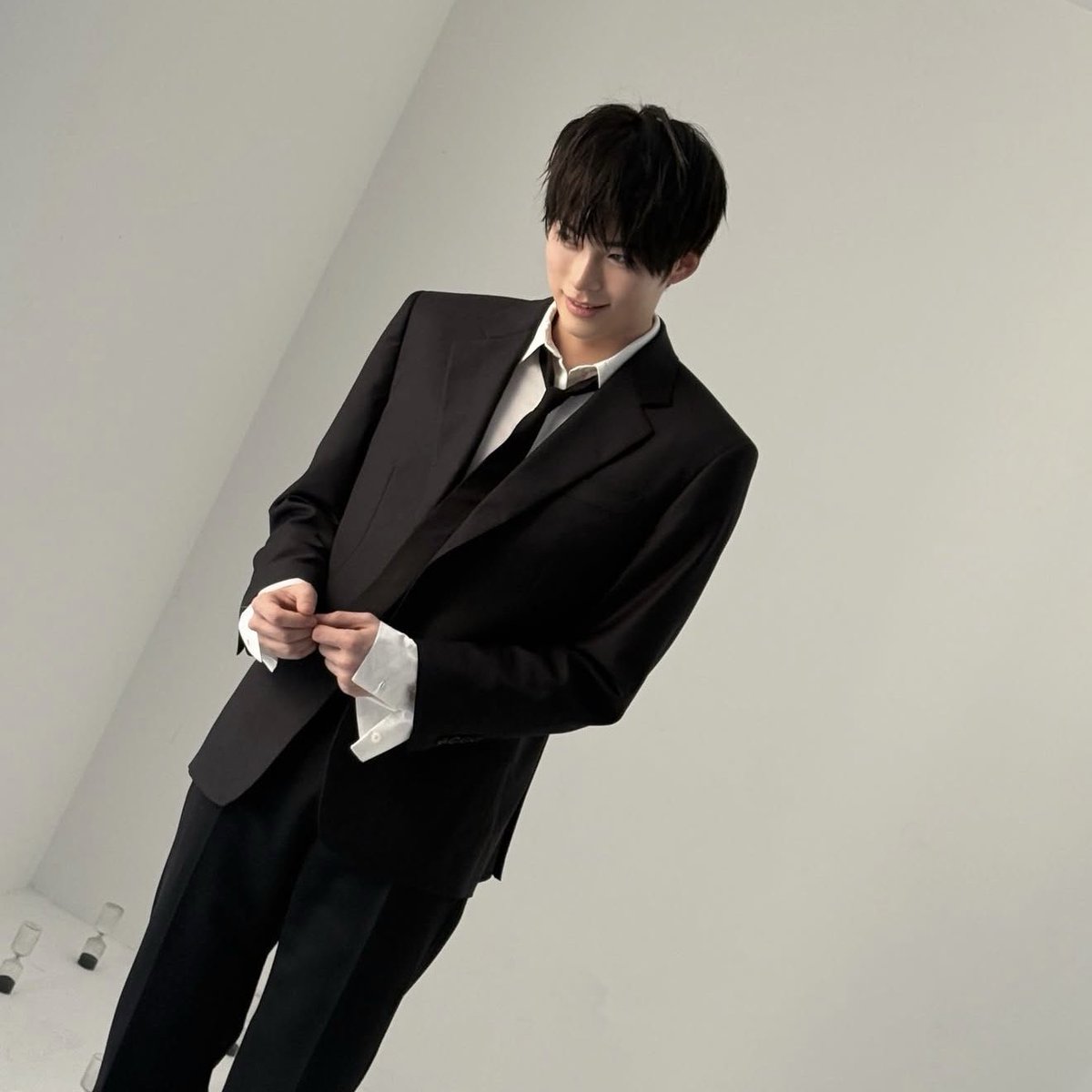 isa 𖤓𖥔☪︎ tweet media