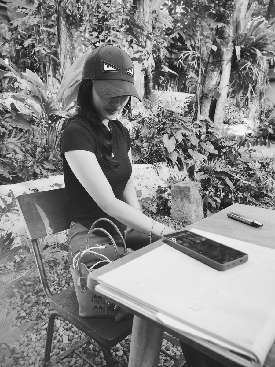 vanelis pass bali tweet media