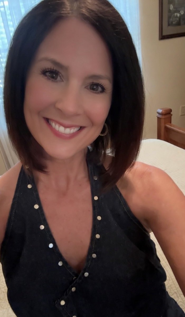 CobaltFox tweet media