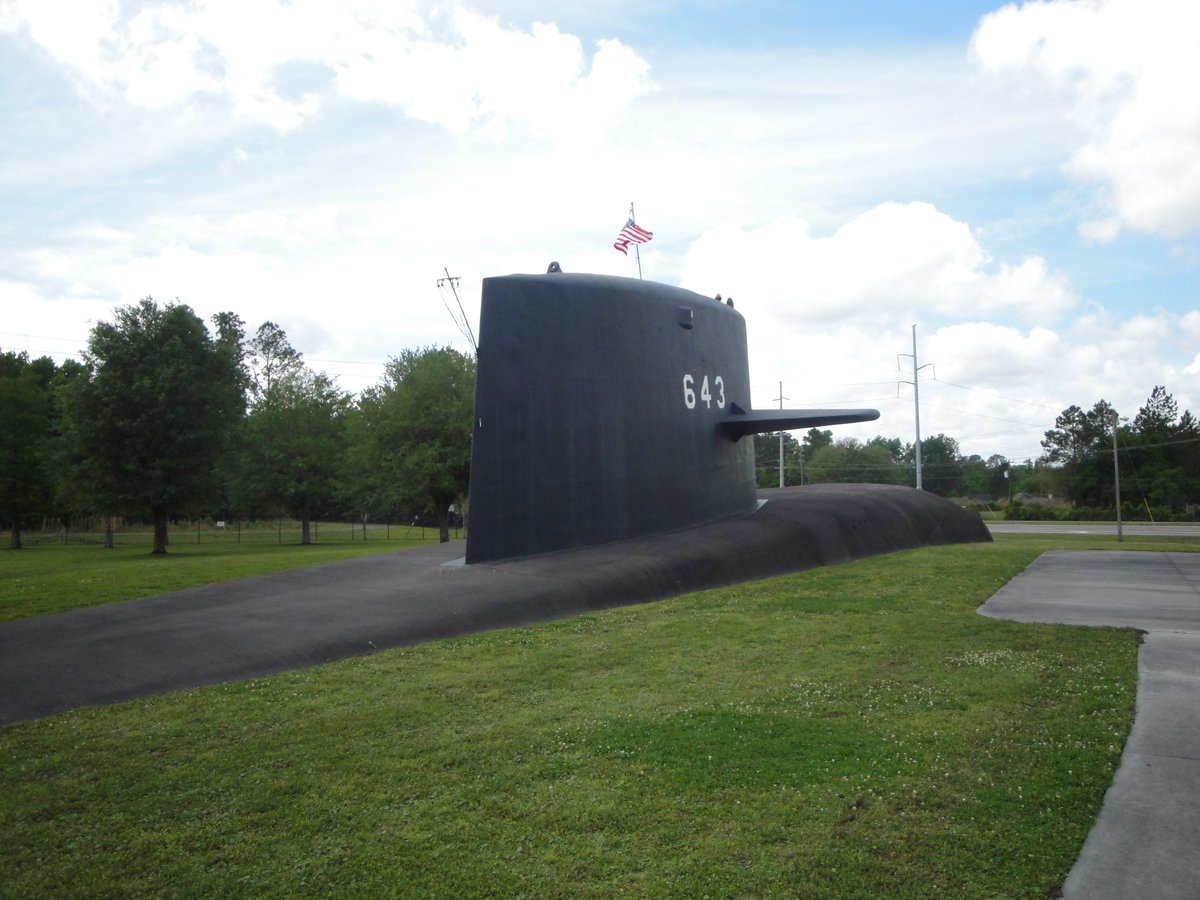 Oui Think tweet media