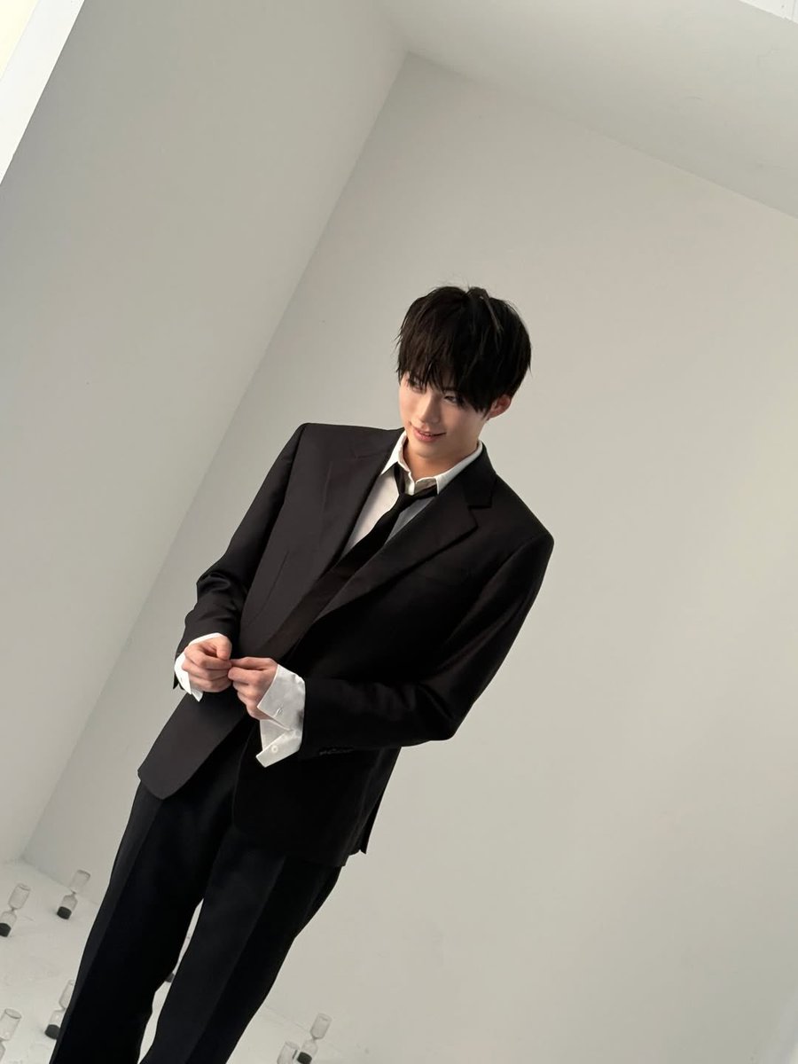 sasha 🪷 tweet media