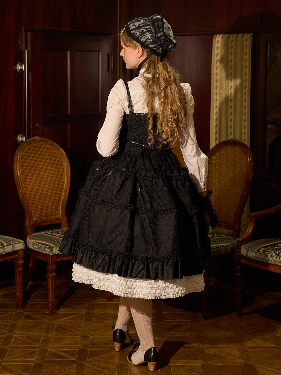 Victorian maiden tweet media