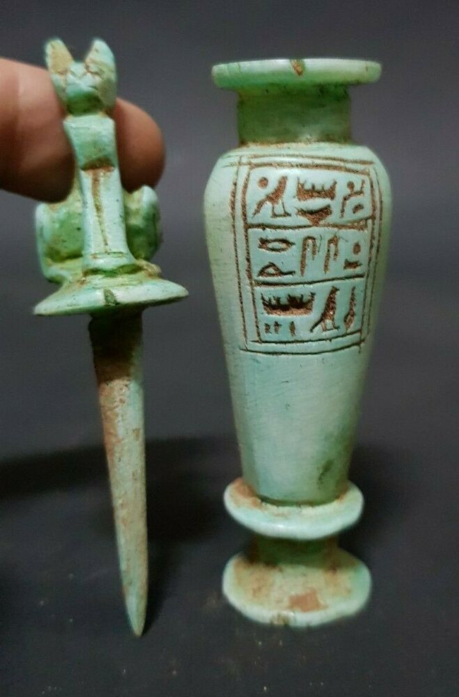 المطرب المحجب عصام كاريكا tweet media