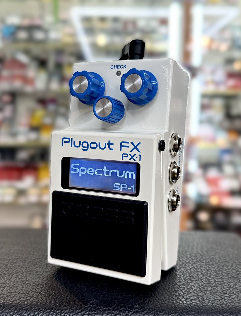 ikeberevole's tweet image. 【#リボレ秋葉原 アンプフロア】
📣入荷情報＞＞＞
#BOSS PX-1 [Plugout FX] 【BOSS×IKEBEクリアポーチプレゼント】

✨待望の再入荷✨
入手困難な名機のサウンドが手に入る夢のようなペダルです。
BOSS Effect Loaderアプリからもお好きなペダルの購入も可能です☝️
▶️【ikebe-gakki.com/Form/Product/P…】