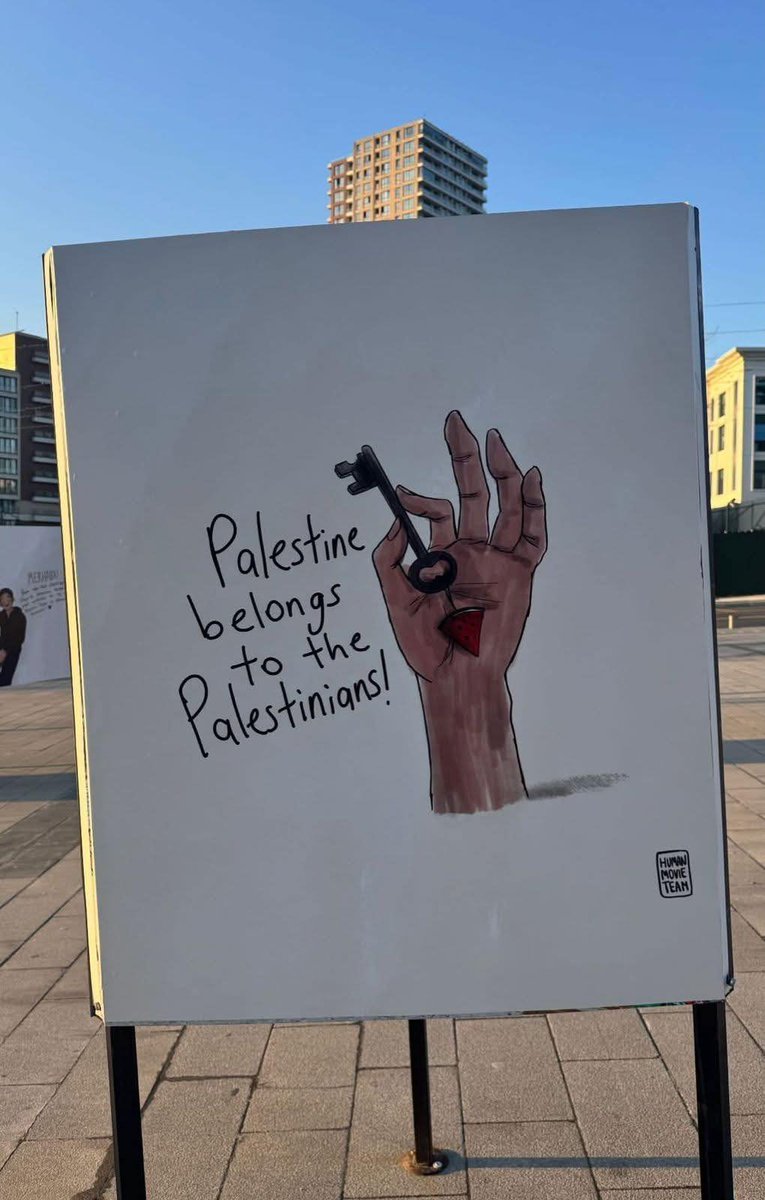 Antifa_Ultras tweet media