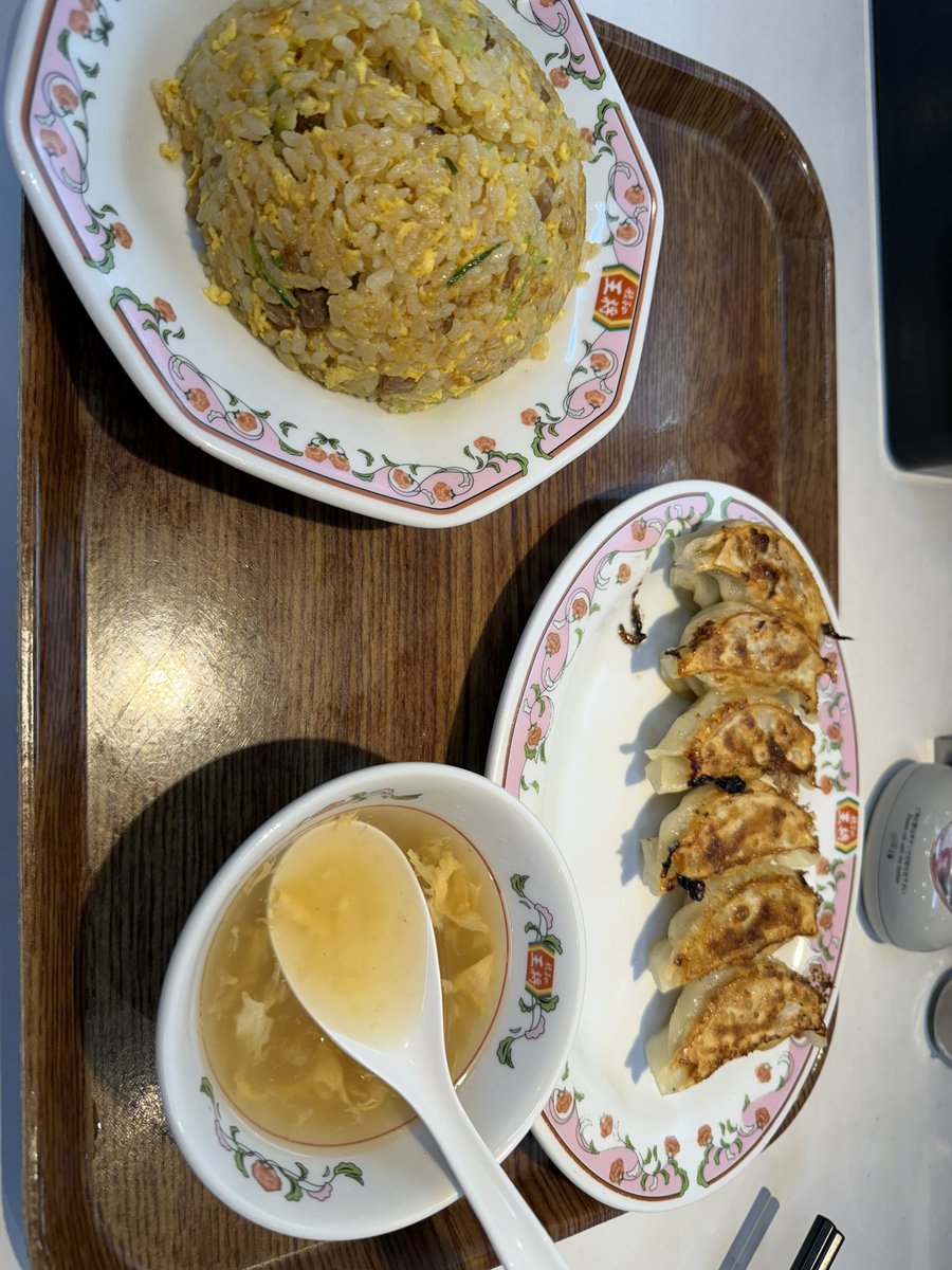 なす【元配信者】 tweet media