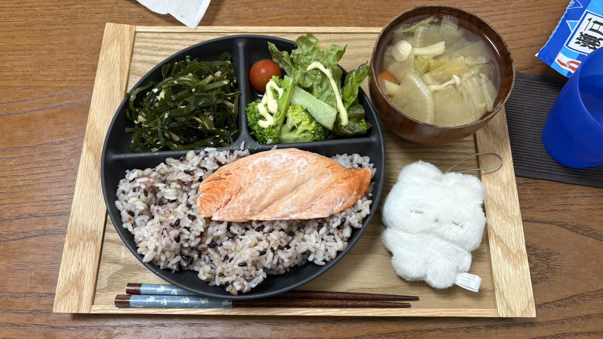 ⟡ tweet media
