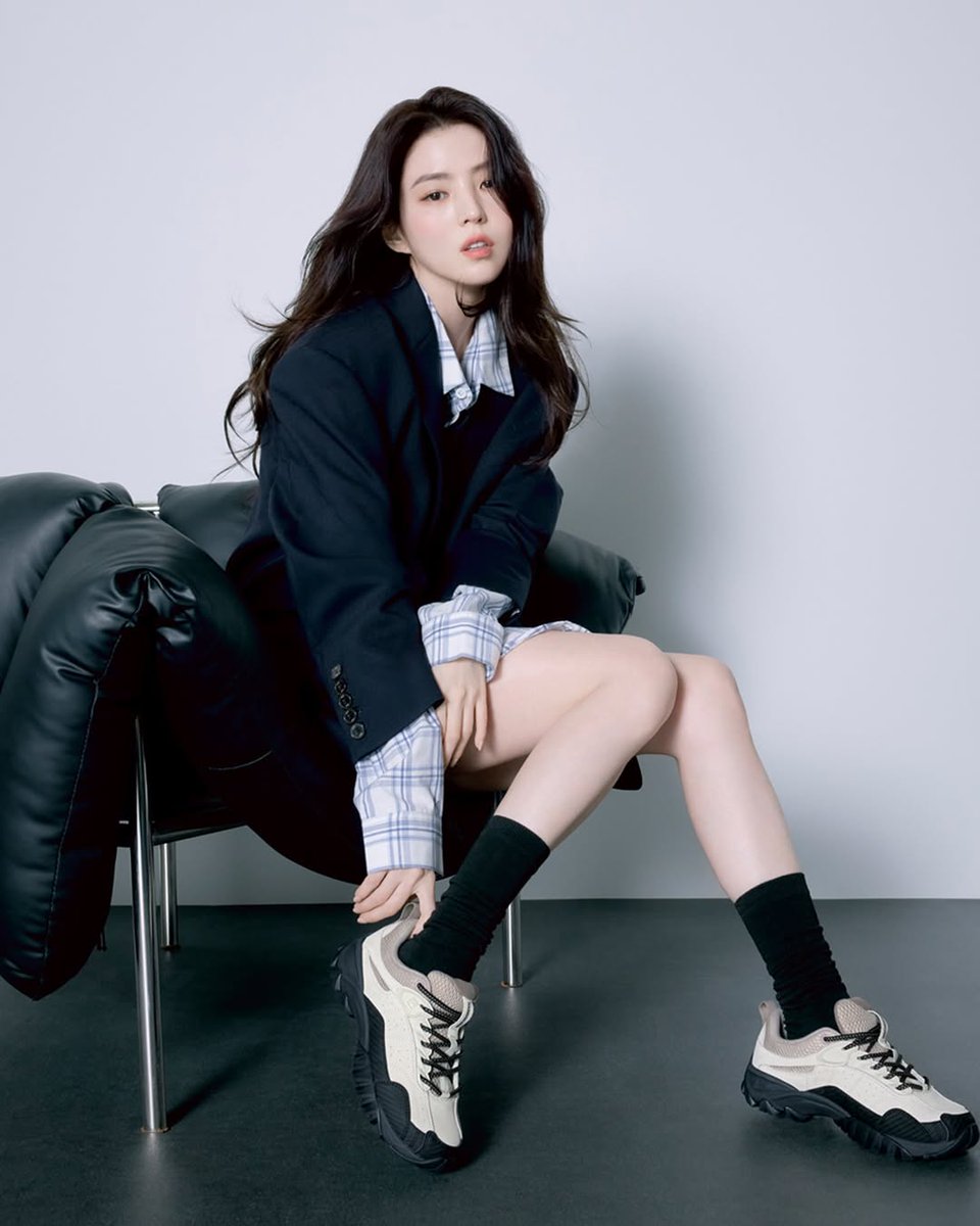 han sohee updates tweet media