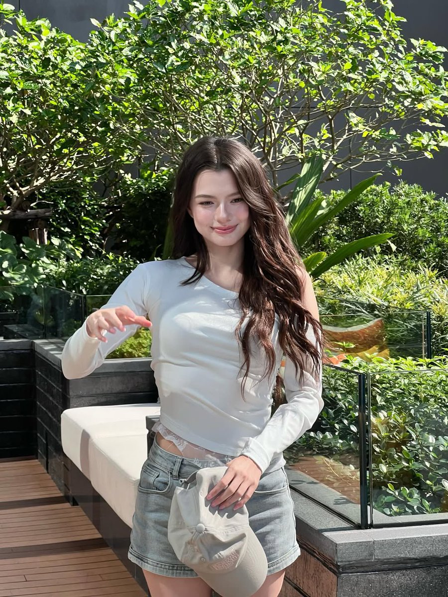 becbecbecbecbecbecbecbec ⚡️🤍 tweet media