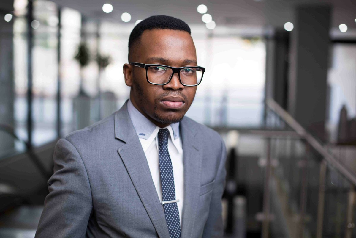 uSakhile kaMkhulunyelwa tweet media