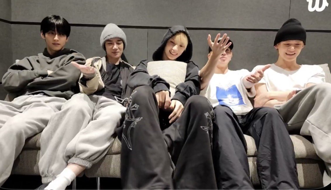 saying “so what?!” after doing something they’re unsure they can do seems to be txt’s new thing