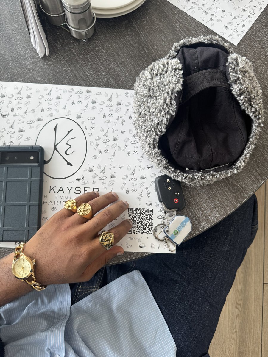 Uncle Emeka || YANKEE GADGETS .ng tweet media