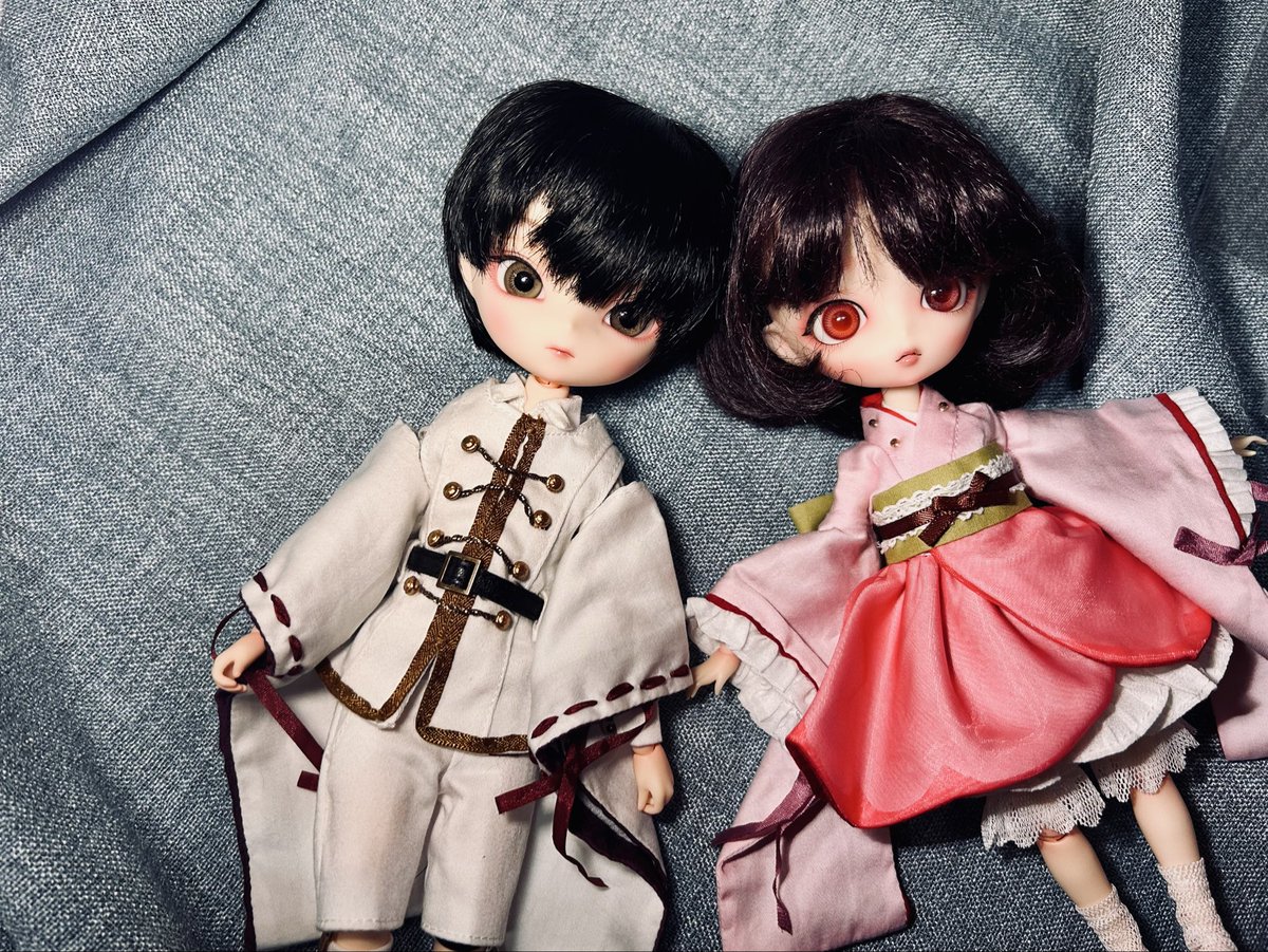 nettaigyoTeddy's tweet photo. 2022.12にソメイヨシノをお迎えしてから3年と4ヶ月、この度ようやっとエドヒガンをお迎えすることが叶いました…感無量だし久しぶりに？人生で1番？大きなご縁で驚きしかない🌸🌸🌸
エドヒガンをお迎えするまで開封しないと決めて保管していたOFもやっと開封した泣きそう🌸🌸🌸
 #Harmoniabloom https://t.co/LWr5W4nUIR