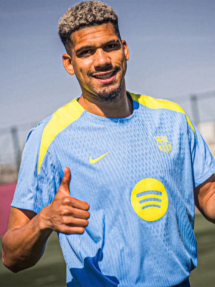 FCB Paul tweet media