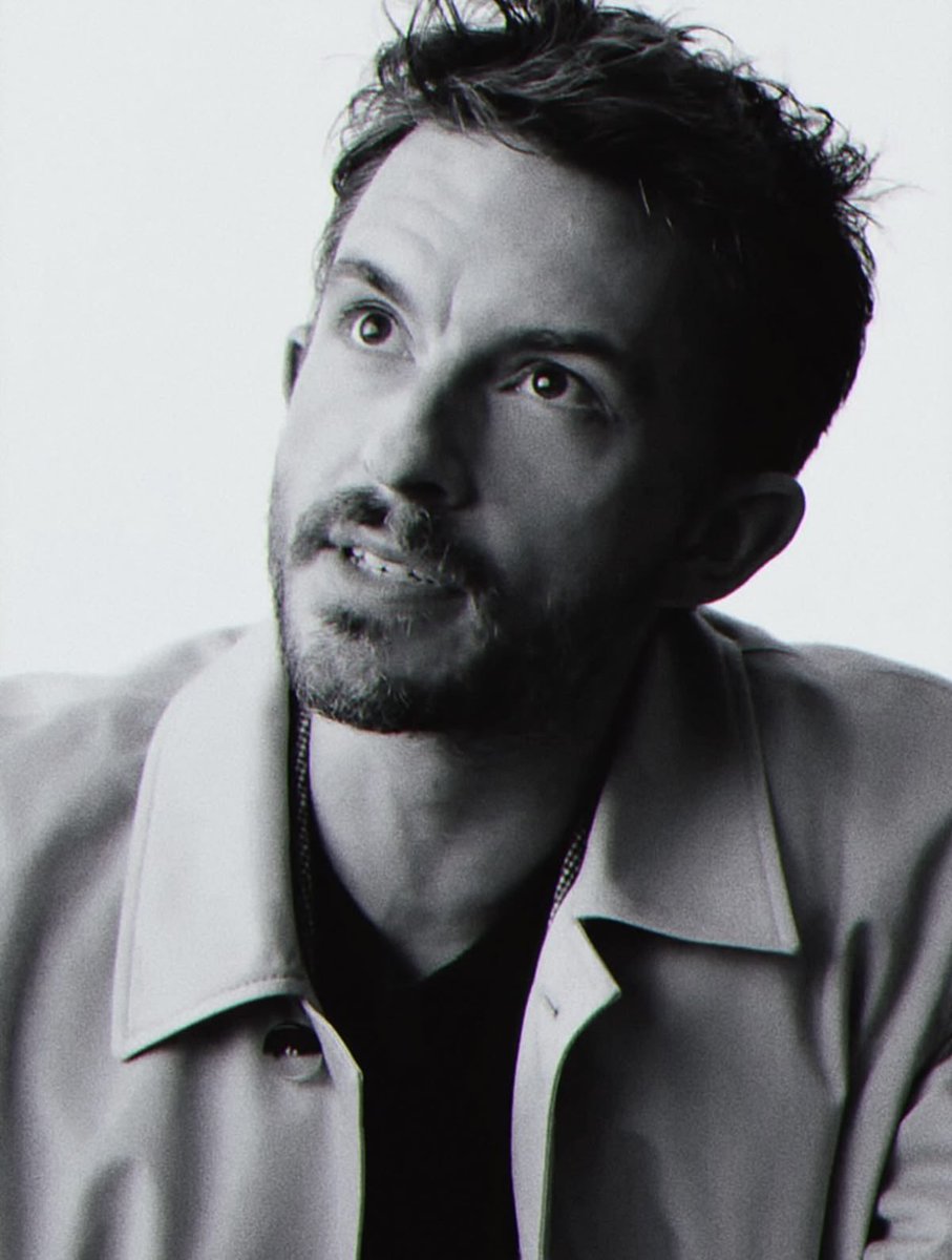 ✨ jonathan bailey lovebot ✨ tweet media